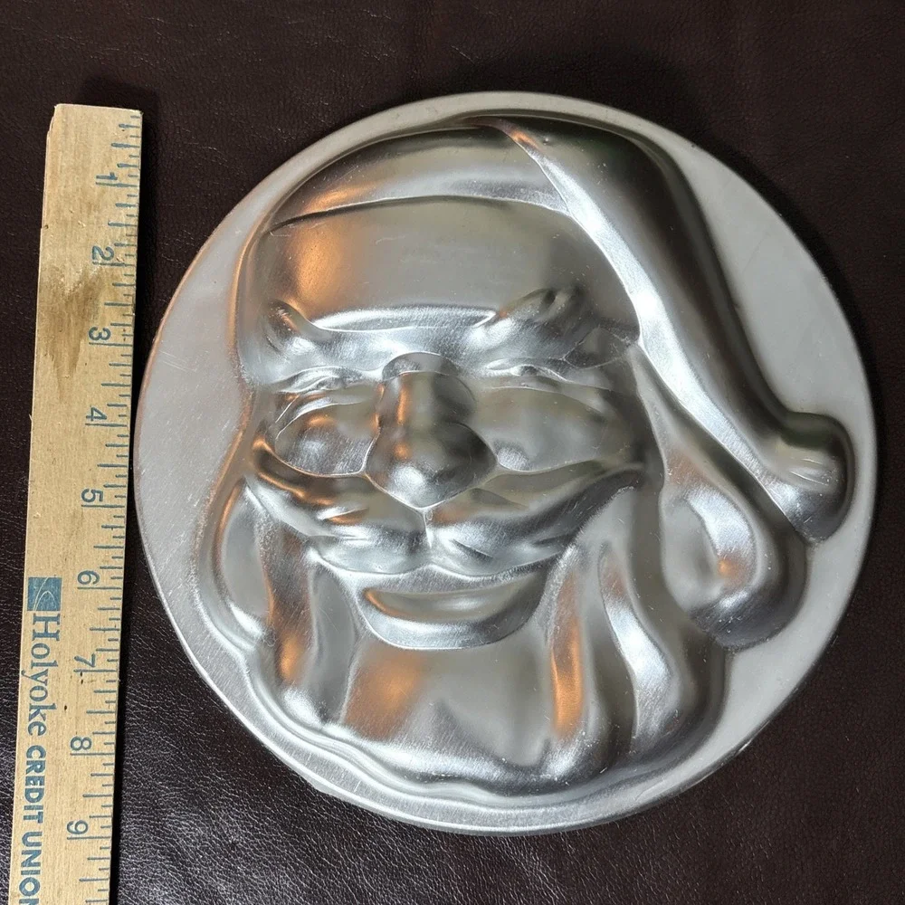 1974 Wilton Santa Face Cake Pan Mold‎ 503-555 Aluminum 9